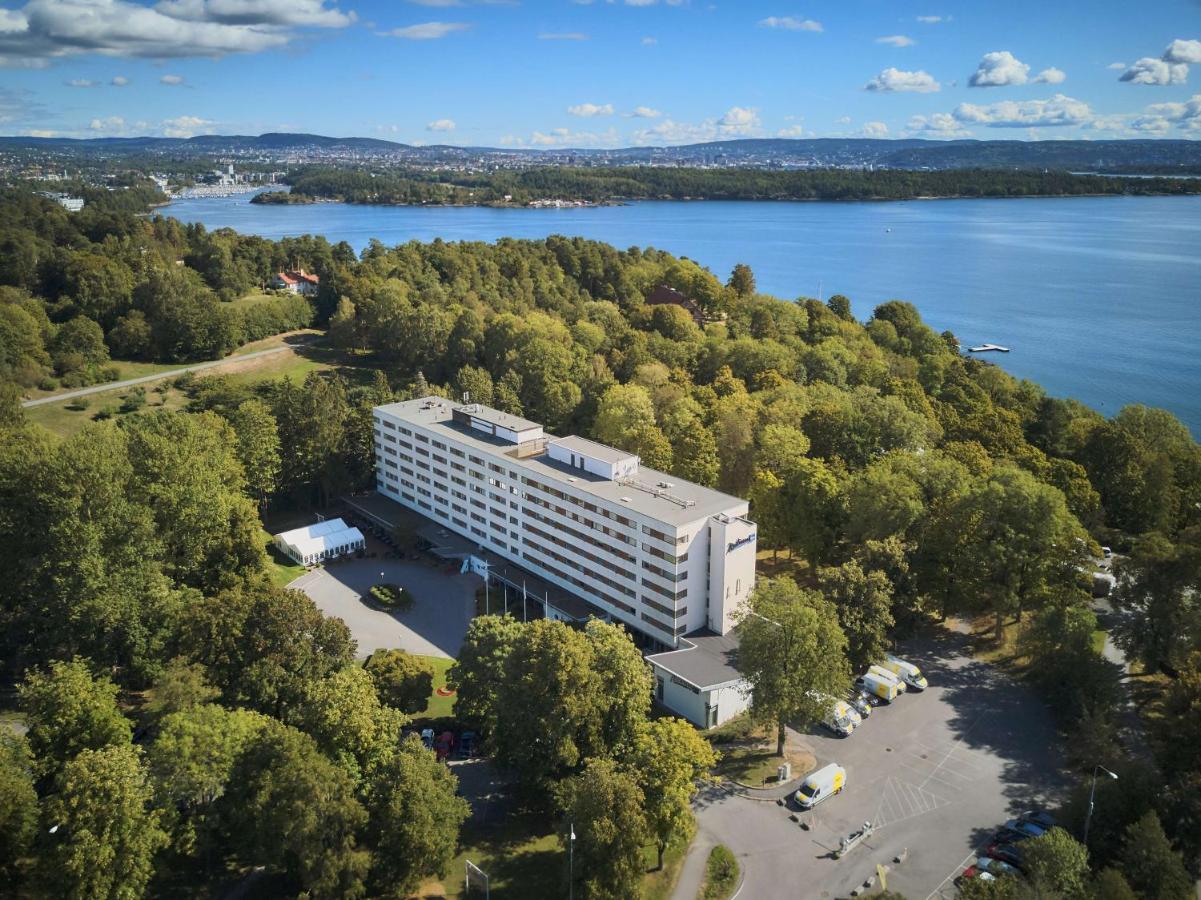Radisson Blu Park Hotel, Oslo Fornebu Bagian luar foto